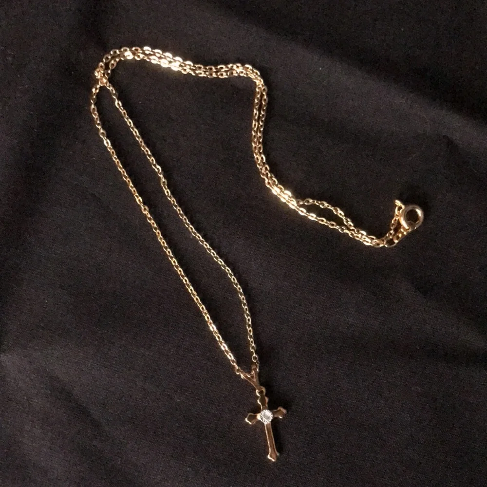 🔸🔶🔸Allison Reed Cross Pendant - Picture 4 of 5